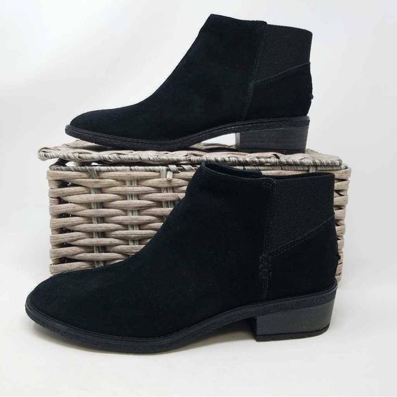 Sperry Shoes - NWOB Sperry Womens Ankle Boots Black Cuban 9  E1E